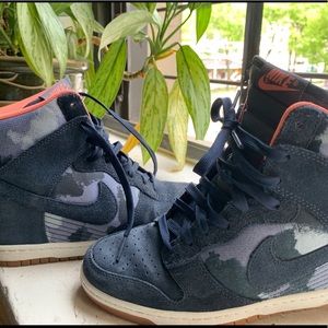 Blue and Peach Nike wedge High Top Sneakers 💙